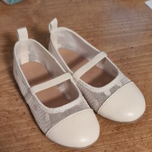 Old Navy Cream Kids Dress Shoes